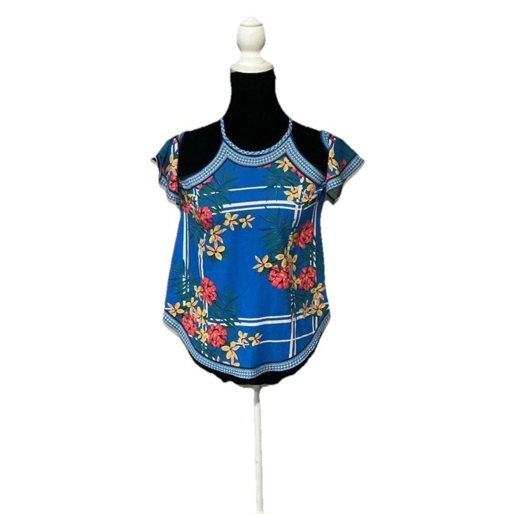 Flying Tomato Women's XS Resort Blue Floral Flutter Sleeve Cold Shoulder Top